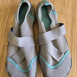 Athletic Works Gray and Teal Women's Shoes